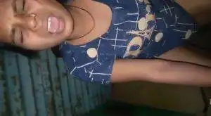 Dehati Girlfriend Ko Uske Ghar Me Ja Kar Uski Bur Ki Chudai Ki Usko Bahut Dard Ho Raha Tha