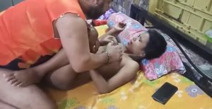 Devor Ne Apni Bhavi Ki Jor Jor Se Chudai Ki Uska Bur Chod Kar Jaliya Wala Baag Bana Diya