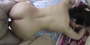 Desi Bhavi Ki Gori Chut Ki Chudai Ki Doggy Bana Kar Uske Gand Par Thapad Marta Raha