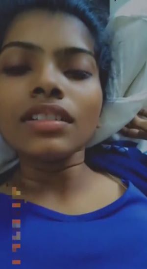 Badi Chuchi Wali Maid Ko Bed Par Patak Kar Uski Chikni Bur Ki Chudai Ki