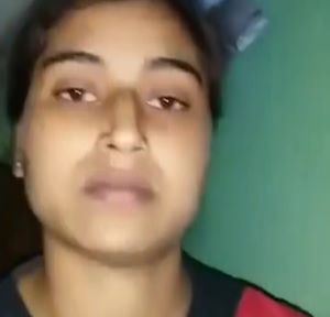 Chote Ladke Ko Didi Ne Bur Ki Chudai Karna Sikhlaya Apni Bur Ki Chudai Karwa Kar
