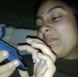 Desi Bhavi Ko Thandi Ke Dino Me Uski Pantie Khol Kar Uski Rassile Bur Ke Chudai Ki