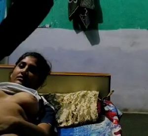 Hostal Me Ladki Ko La Kar Jordar Chudai Ki Hindi Me