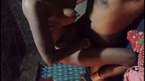 Dehati Bhabhi Ne Pahle Lund Chusa Uske Baad Lund Ki Sawari Ki
