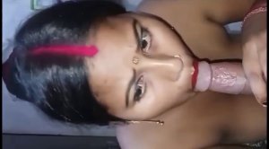 Desi Bhabhi Ne Lipstick Laga Kar Lund Chusa