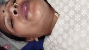 Desi Aunty Ki Garm Garm Bur Ki Jordar Chudai Ki