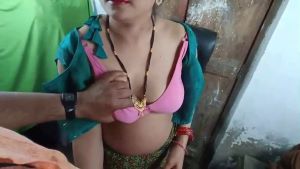 School Ki Teacher Ko Principal Ne Uski Saree Utha Kar Choda