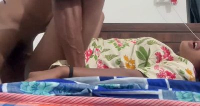 Desi Girlfriend Doggy Mms Bed Par Jor Se Chudai